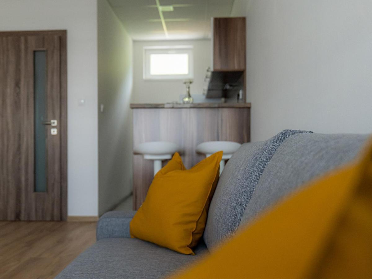 Apartmany Motocentrum Kaluza Ngoại thất bức ảnh